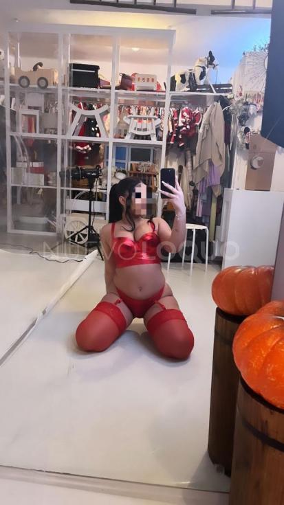  mi rostro te enamorara de tan atractiva que estoy besos