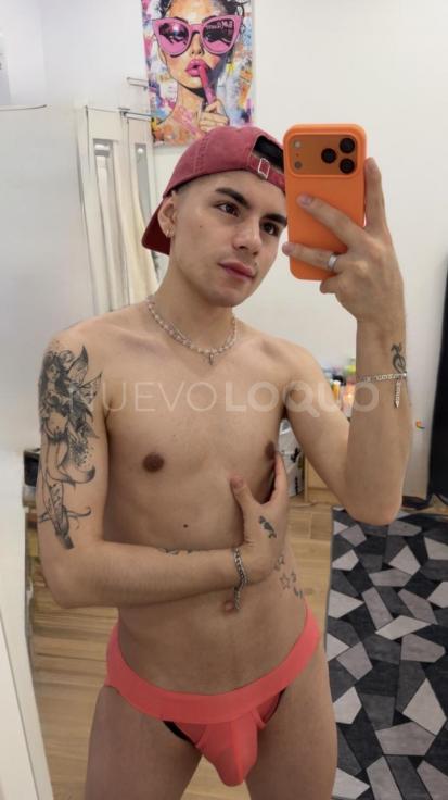  Chico colombiano delgado en tu cuidad
