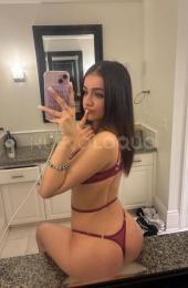 Karla joven y hermosa colombiana con ganas de pasarla bien