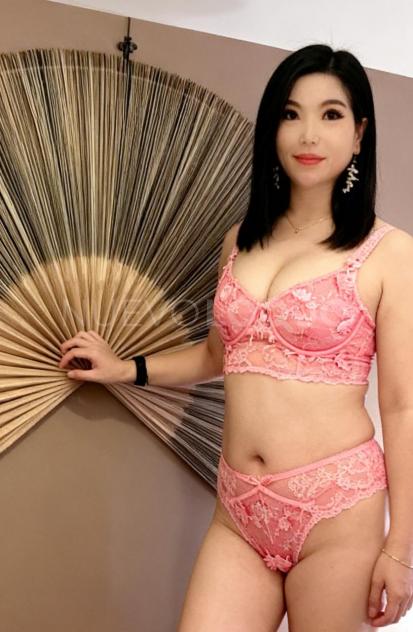  EVA, DULCE Y DELICADA ORIENTAL