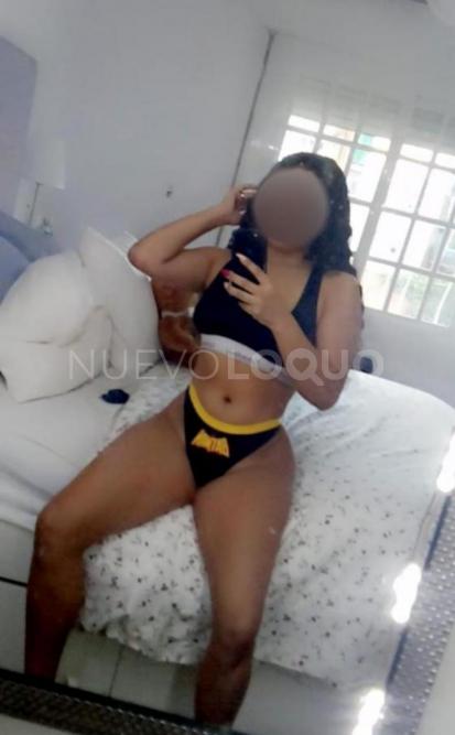  Chic la latina con ganas de pasarla bien