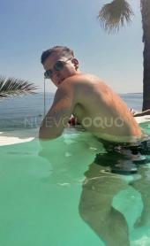 Alejandro latino elegante