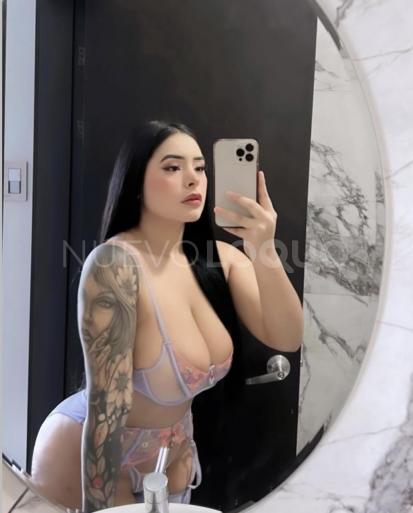  Lucia dulce colombiana con carita angelical