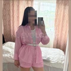 Andra lituana exclusiva muy bonita