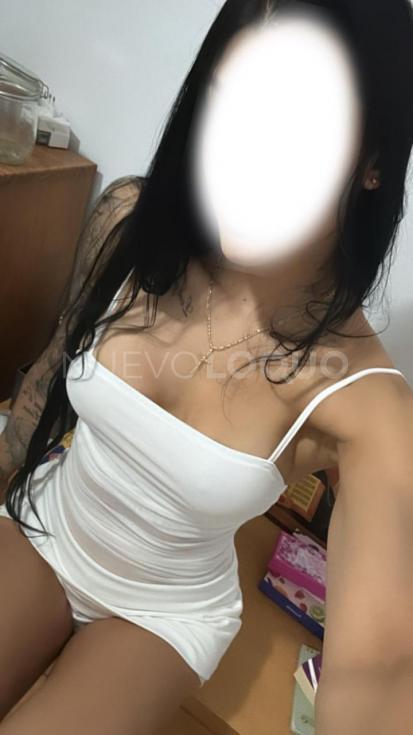  Hermosa y elegante colombiana