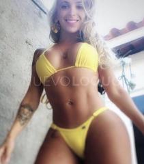 Erica Vasconcelos brasileña top