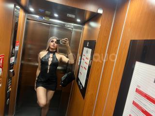chica trans colombiana de vuelta