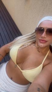 Nalgas brasileñas y tetonas