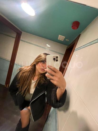  Hola amor soy una chica trans colombiana con ganas de pasarla rico