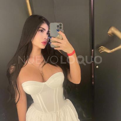  India Bonba recién llegada a tu isla