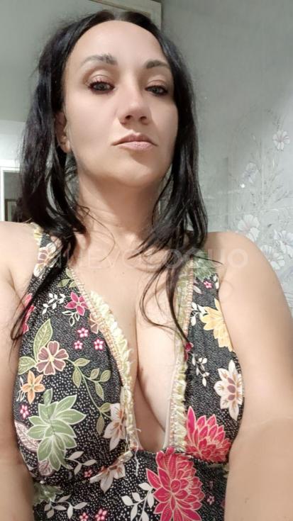   guapa morena polaca guapisima