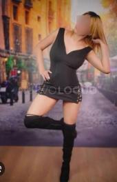 Lucero, masajista sensual
