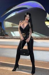 brasileña de lujo muy guapa
