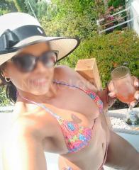 TODA UNA NOVEDAD COLOMBIANA MUY SEXY