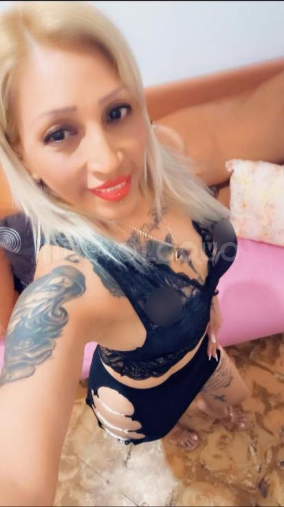  Cariñosa y divertida