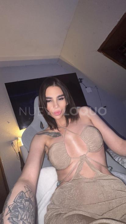  Ts hermosa . y videollamadas lee