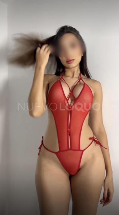  Recien llegada_________SARA________ una CHICA latina