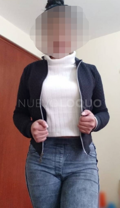  Ana chica normal joven