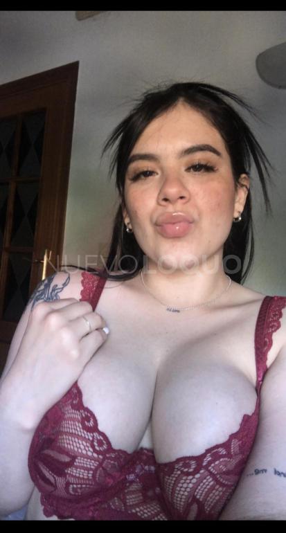  Latina pasarla muy bien