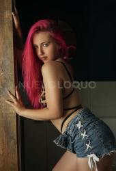 Electra - catalana juguetona en Manresa