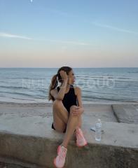 TERAPEUTA Y MASAJISTA ESPAÑOLA. STUDIO DE TERAPIAS Y MASAJES PRIVADO Y DE LUJO