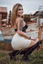 Sara colombiana muy bonita y con estilo