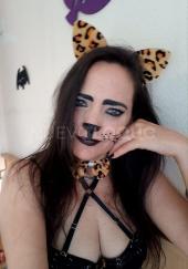 ESPAÑOLA CON GANAS DE DIVERSIÓN, MARCHA Y ACCIÓN. TE ANIMAS?