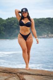 NUEVA POCOS DÍAS CURVY PECHO XL