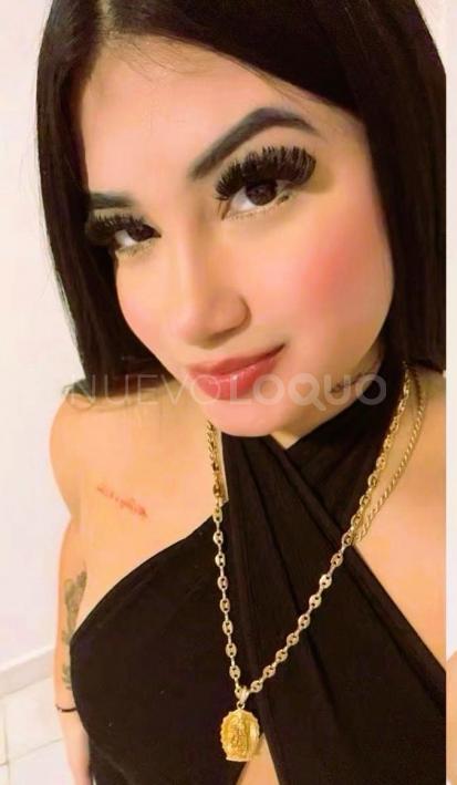  ESTUDIANTE Y CARIÑOSA