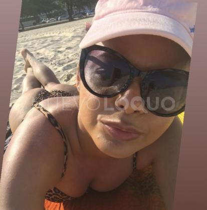  CHICA BRASILEÑA MUY CARIÑOSA Y CALIENTE