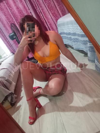  una mujer atractiva