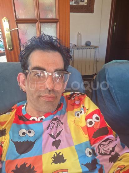  Macho top peludo