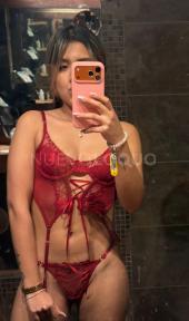 Martina joven delgadita apacionada