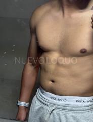 Chico de compañia Latino/Español