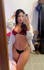 Jovencita Cariñosa y Coqueta