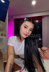 Impresionante chica de lujo