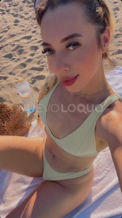  Alegre, divertida y sexy
