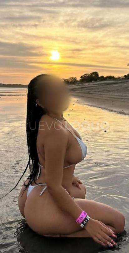  Masajista titulada con experiencia