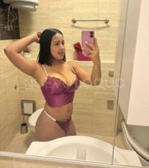 Tremenda chica vip de lujo muy guapa