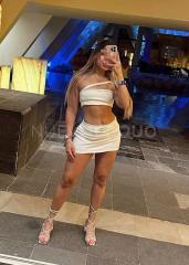 MUY SENSUAL, JUGUETONA Y COMPLACIENTE