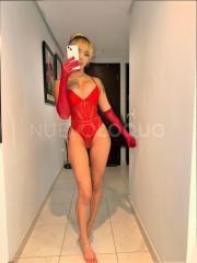 SEXY LATINA DE LUJO..
