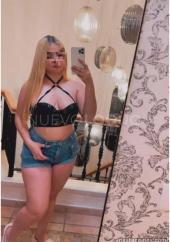 ENCANTADORA EXQUISITA CARIÑOSA