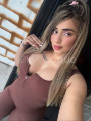 Hola amor soy una rubia real colombiana