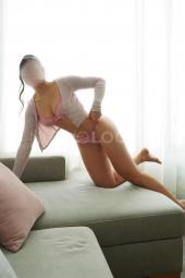 Toda dispuesta para ti