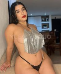 LATINA COLOMBIANA RECIÉN LLEGADA