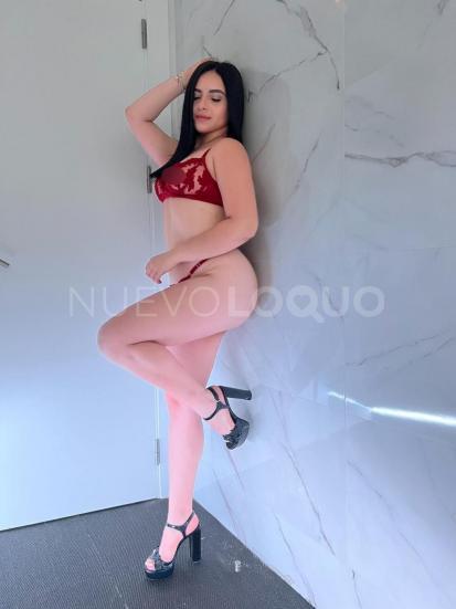  Jovencita dispuesta a todo