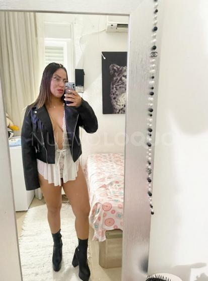 super complaciente e implicada
