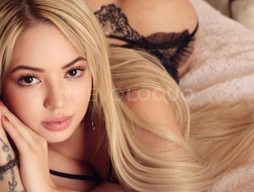  de alto nivel femenina y sofisticada