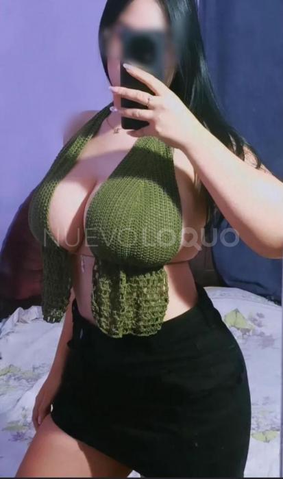  Hermosa nena nueva por la zona