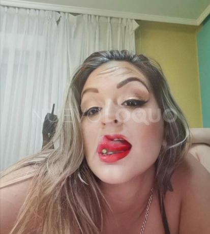  Venezolana muy guapa y decidida